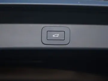 LAND ROVER RANGE ROVER SPORT P460e SE PLUG-IN PANO HUD ACC
