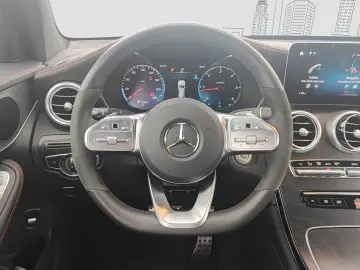 MERCEDES-BENZ GLC 220 d 4Matic AHK Night Paket 360 Kamera