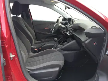 PEUGEOT 208 ACTIVE PACK PT 100 KAMERA SHZG LM Klima