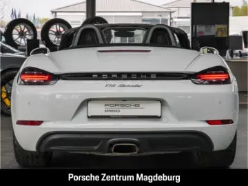 PORSCHE Boxster 718 SHZ TEMPOSTAT PARKASSIST