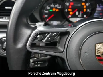 PORSCHE Boxster 718 SHZ TEMPOSTAT PARKASSIST