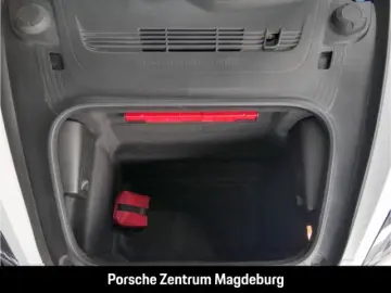 PORSCHE Boxster 718 SHZ TEMPOSTAT PARKASSIST