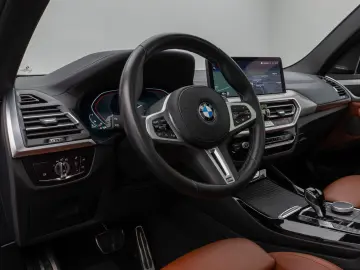 BMW X3 M40d Panorama Laser 360 HUD DAB H K 20Zoll