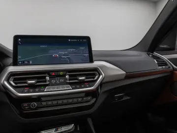 BMW X3 M40d Panorama Laser 360 HUD DAB H K 20Zoll