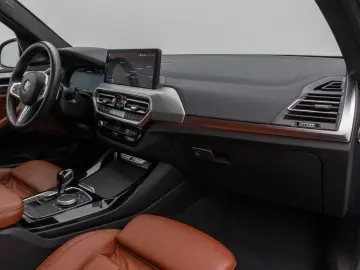 BMW X3 M40d Panorama Laser 360 HUD DAB H K 20Zoll