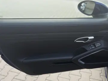PORSCHE Boxster Style Edition  Bose Sportabgasanlage