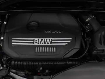 BMW 120i SportLine H K HUD DAB Kamera Panorama Leder