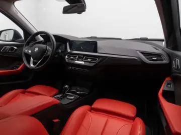 BMW 120i SportLine H K HUD DAB Kamera Panorama Leder