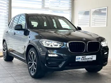 BMW X3 xD30e 360  AHK HeadUp Sportsitze Unfallfrei