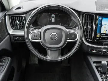 VOLVO XC60 T6 AWD Inscription Expr. Plug-In Pano 360Gr