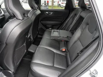 VOLVO XC60 T6 AWD Inscription Expr. Plug-In Pano 360Gr