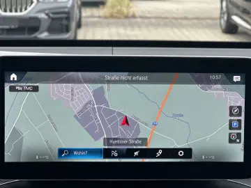 MERCEDES-BENZ GLC 300d 4M AMG-Line NAV LED AHK KAMER…