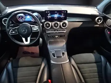 MERCEDES-BENZ GLC 300 de 4M