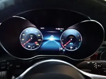 MERCEDES-BENZ GLC 300 de 4M