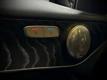 MERCEDES-BENZ GLC 300 e 4Matic Coupe  AMG-LINE 1.HAND NIGHT