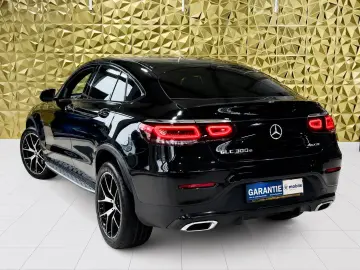MERCEDES-BENZ GLC 300 e 4Matic Coupe  AMG-LINE 1.HAND NIGHT