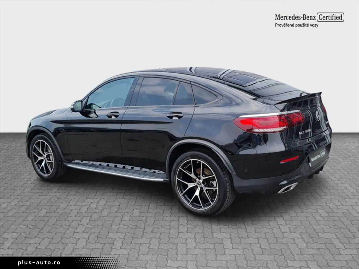 MERCEDES-BENZ GLC 300e 4MATIC kupé AMG Line
