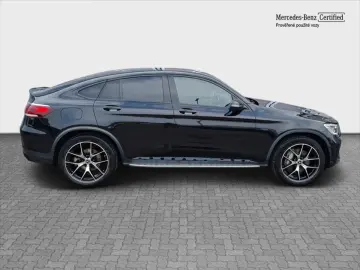 MERCEDES-BENZ GLC 300e 4MATIC kupé AMG Line
