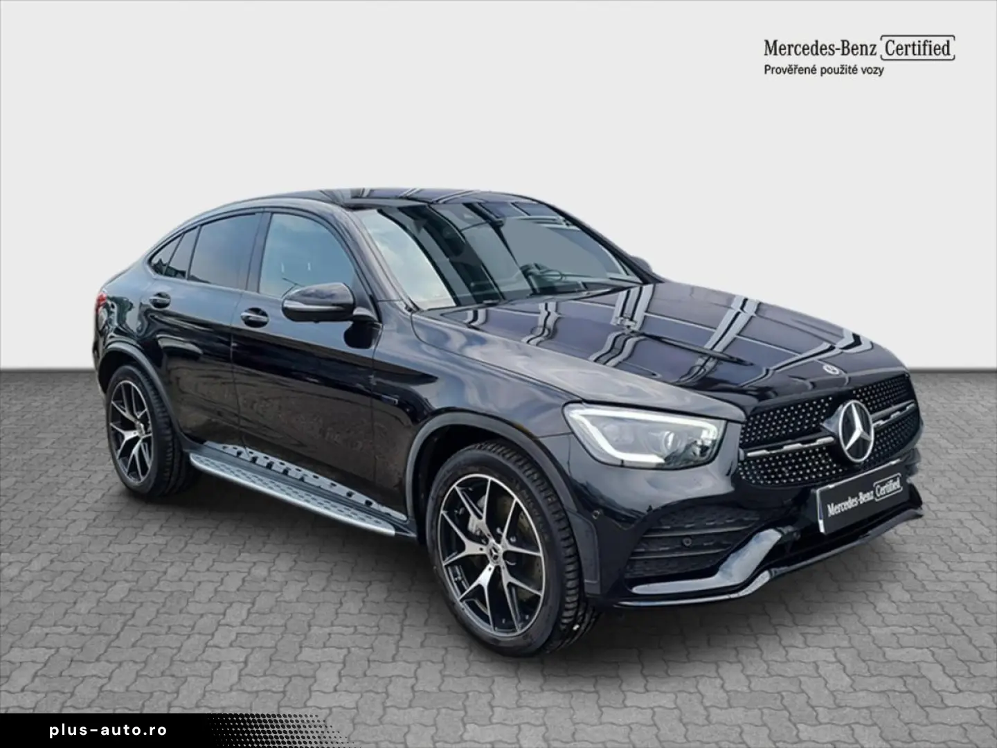 MERCEDES-BENZ GLC 300e 4MATIC kupé AMG Line
