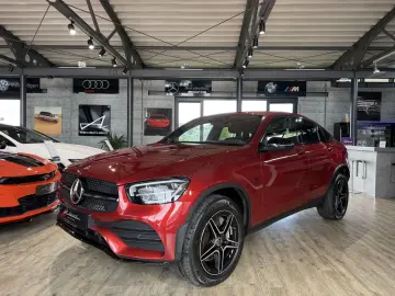 MERCEDES-BENZ GLC 300 e 4Matic Coupé AMG Line KAMERA…