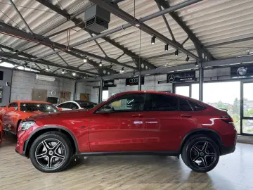 MERCEDES-BENZ GLC 300 e 4Matic Coupé AMG Line KAMERA…