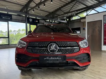 MERCEDES-BENZ GLC 300 e 4Matic Coupé AMG Line KAMERA…