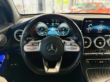 MERCEDES-BENZ GLC 300 e 4Matic Coupé AMG Line KAMERA…