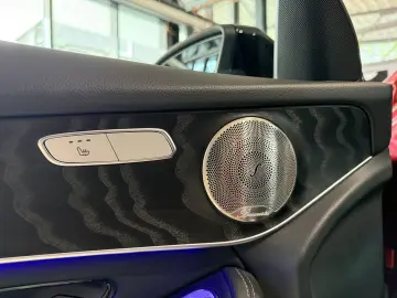 MERCEDES-BENZ GLC 300 e 4Matic Coupé AMG Line KAMERA…