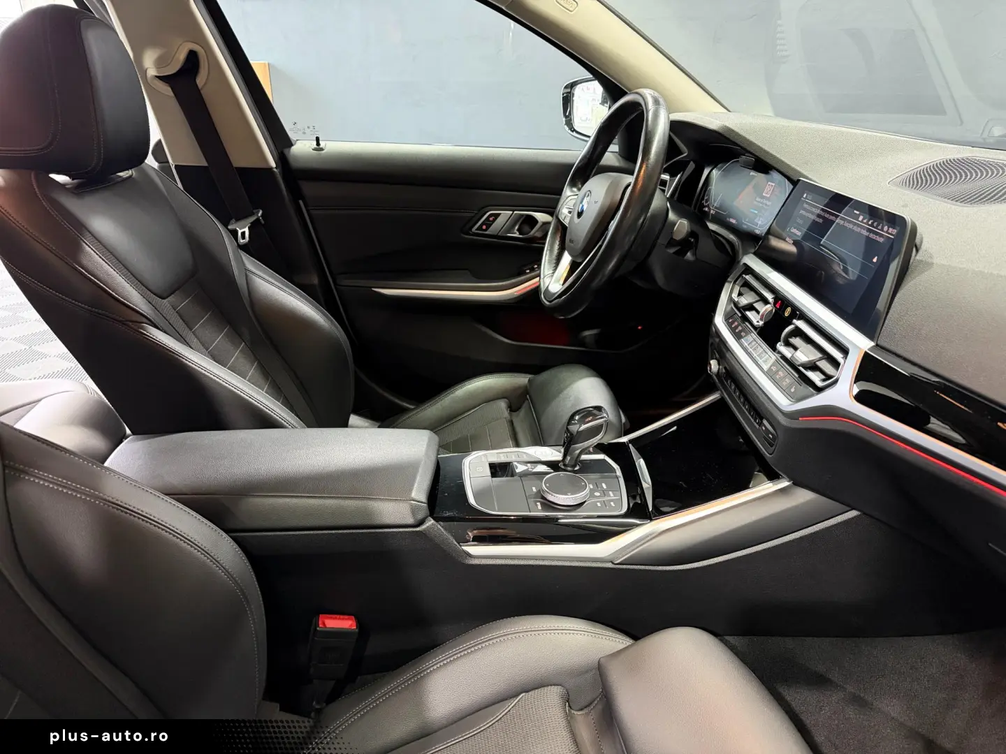 BMW 330e Sport Line