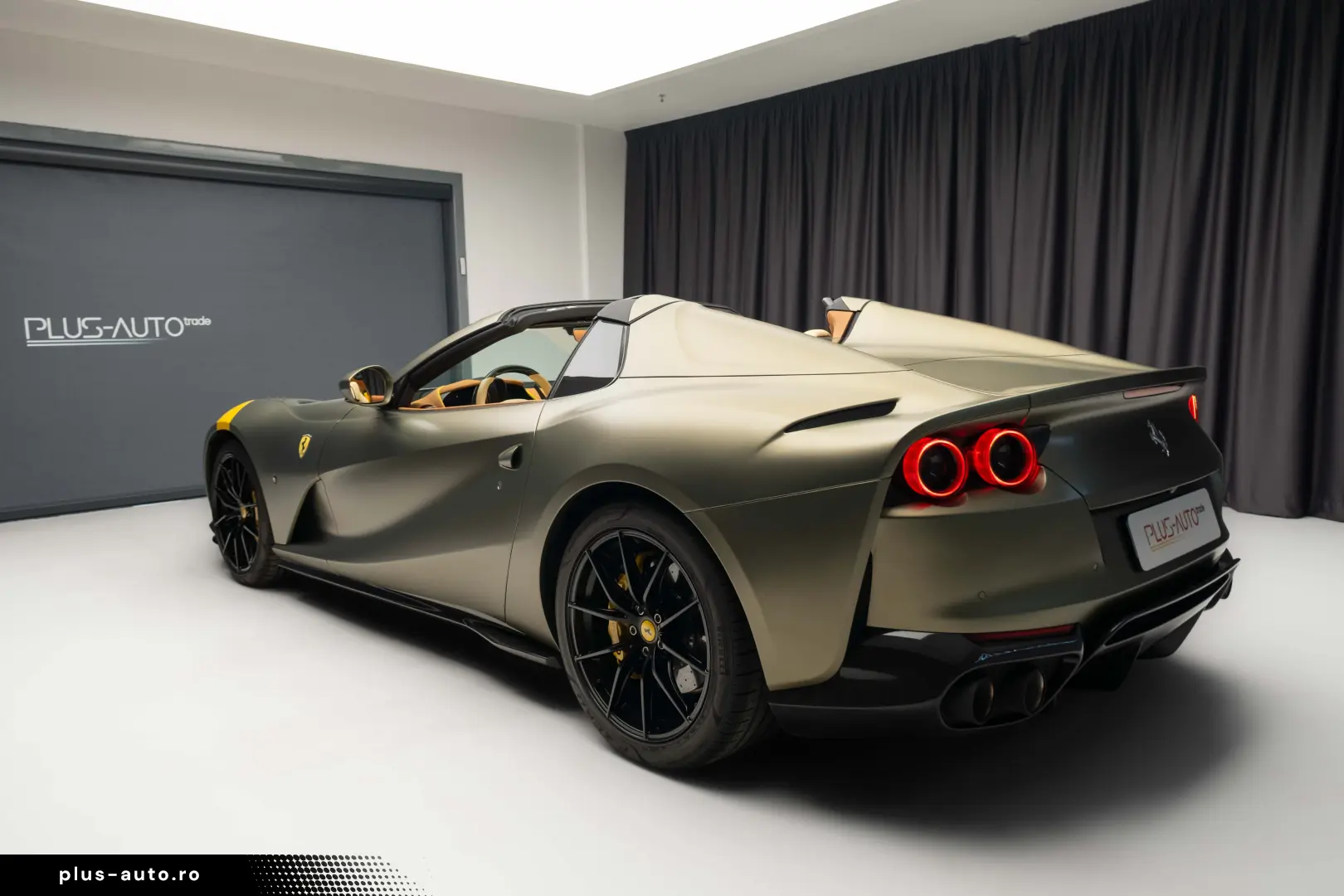 Ferrari 812 GTS JBL Carbon Passenger Display