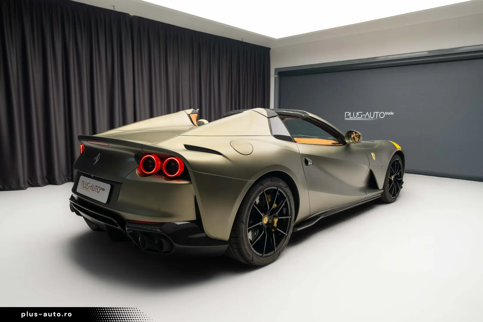 Ferrari 812 GTS JBL Carbon Passenger Display