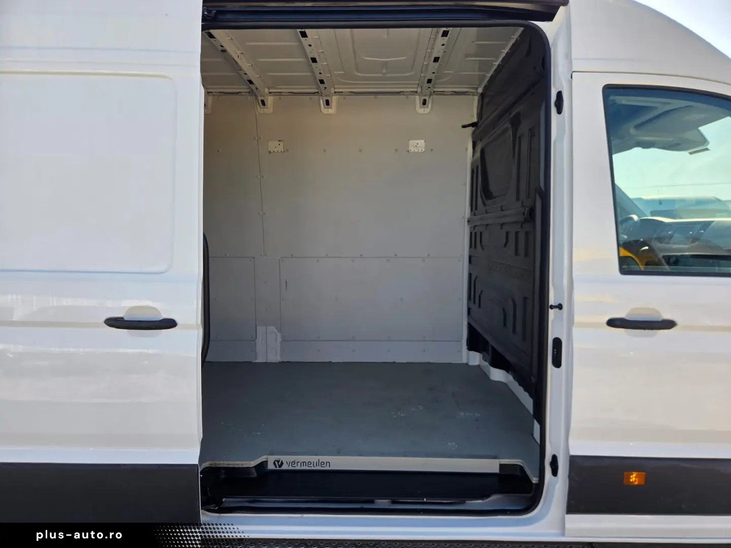 VOLKSWAGEN NEW CRAFTER L4H3