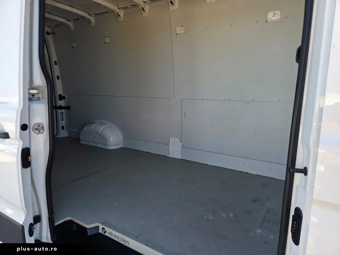 VOLKSWAGEN NEW CRAFTER L4H3