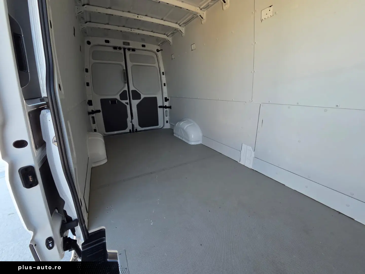 VOLKSWAGEN NEW CRAFTER L4H3