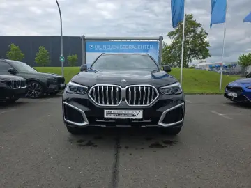 BMW X6 xDrive40d LASER HUD KAMERA INDIVIDUAL Standhe