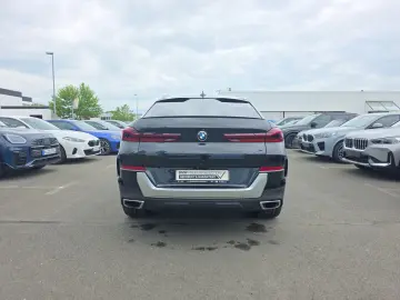 BMW X6 xDrive40d LASER HUD KAMERA INDIVIDUAL Standhe