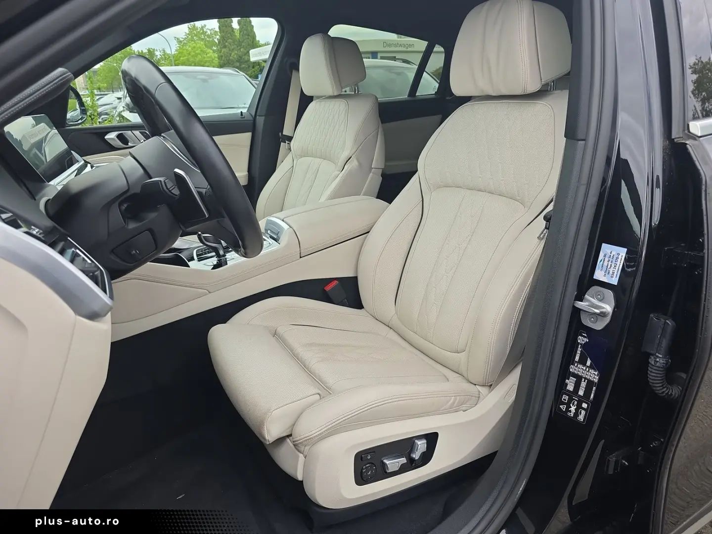 BMW X6 xDrive40d LASER HUD KAMERA INDIVIDUAL Standhe