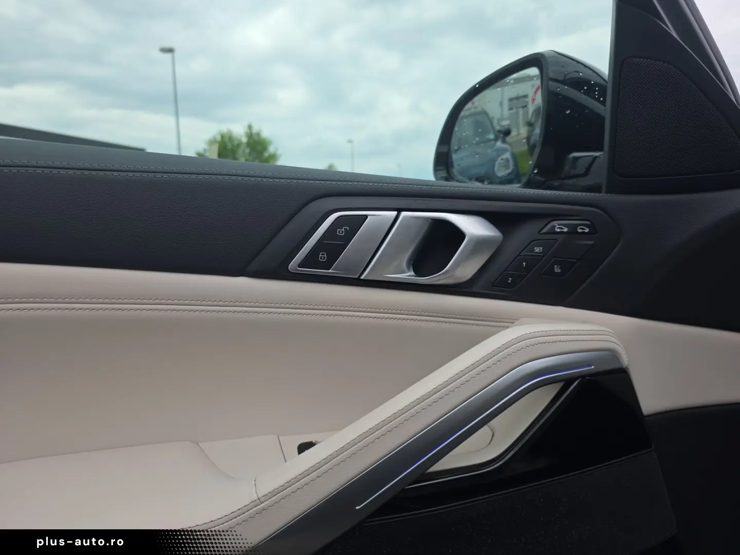 BMW X6 xDrive40d LASER HUD KAMERA INDIVIDUAL Standhe