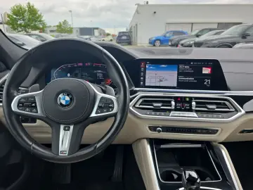 BMW X6 xDrive40d LASER HUD KAMERA INDIVIDUAL Standhe