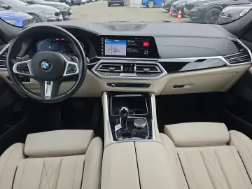 BMW X6 xDrive40d LASER HUD KAMERA INDIVIDUAL Standhe