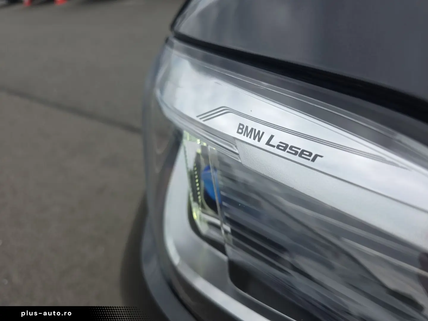BMW X6 xDrive40d LASER HUD KAMERA INDIVIDUAL Standhe