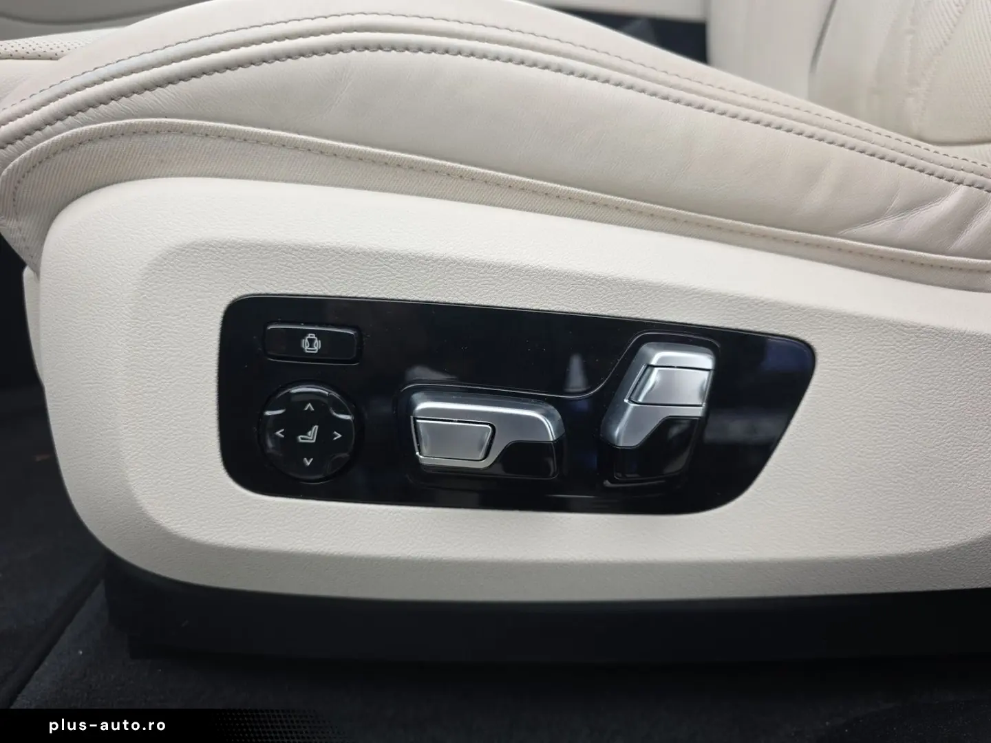 BMW X6 xDrive40d LASER HUD KAMERA INDIVIDUAL Standhe