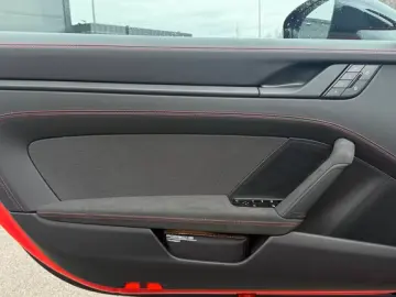 Porsche 992 911 Carrera GTS Cabriolet Liftsystem-VA BOSE