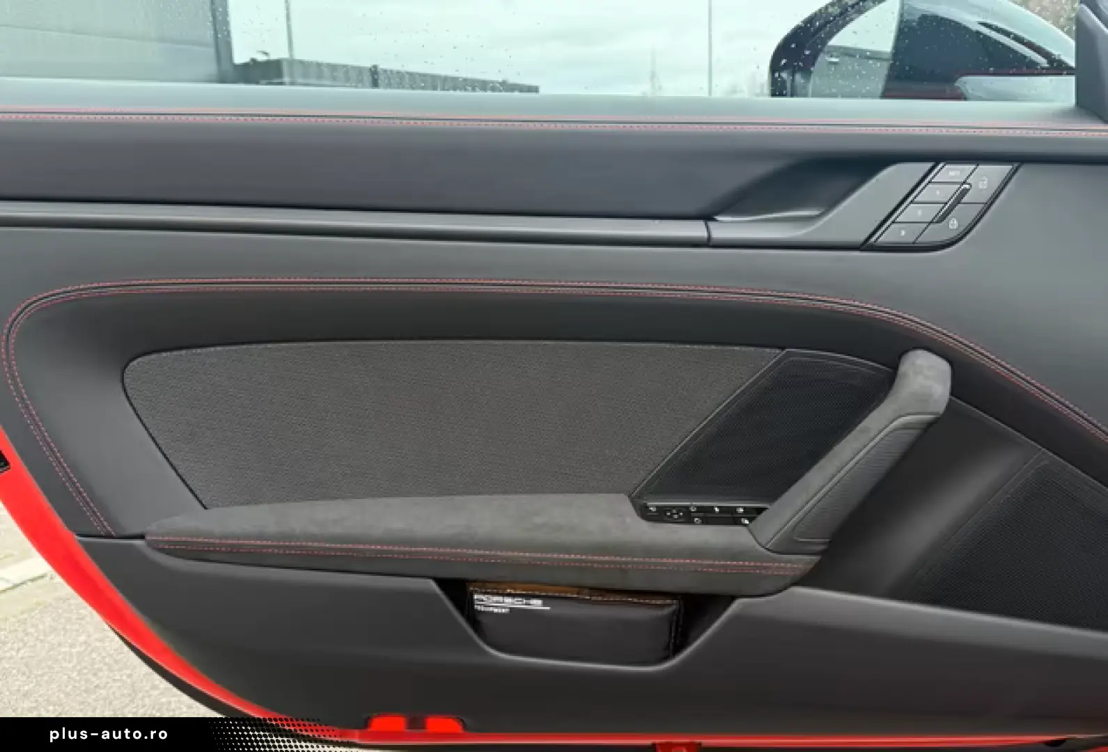 Porsche 992 911 Carrera GTS Cabriolet Liftsystem-VA BOSE