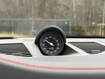 Porsche 992 911 Carrera GTS Cabriolet Liftsystem-VA BOSE