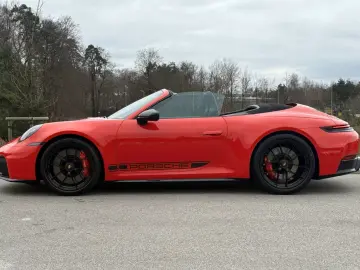Porsche 992 911 Carrera GTS Cabriolet Liftsystem-VA BOSE
