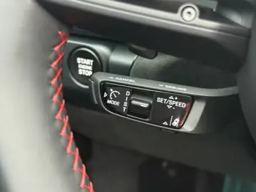 Porsche 992 911 Carrera GTS Cabriolet Liftsystem-VA BOSE