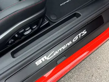Porsche 992 911 Carrera GTS Cabriolet Liftsystem-VA BOSE