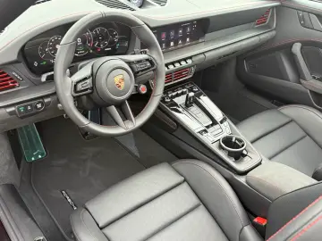 Porsche 992 911 Carrera GTS Cabriolet Liftsystem-VA BOSE