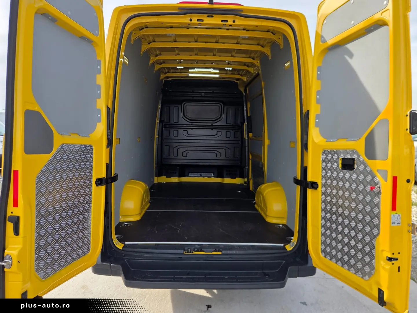 VOLKSWAGEN NEW CRAFTER L3H2